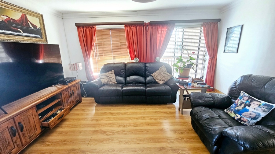 3 Bedroom Property for Sale in Dana Bay Western Cape